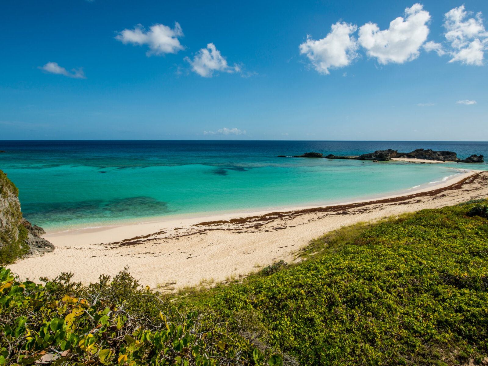 Dragon,Cay,And,Mudjin,Harbour,Beach,,Middle,Caicos,,Turks,And