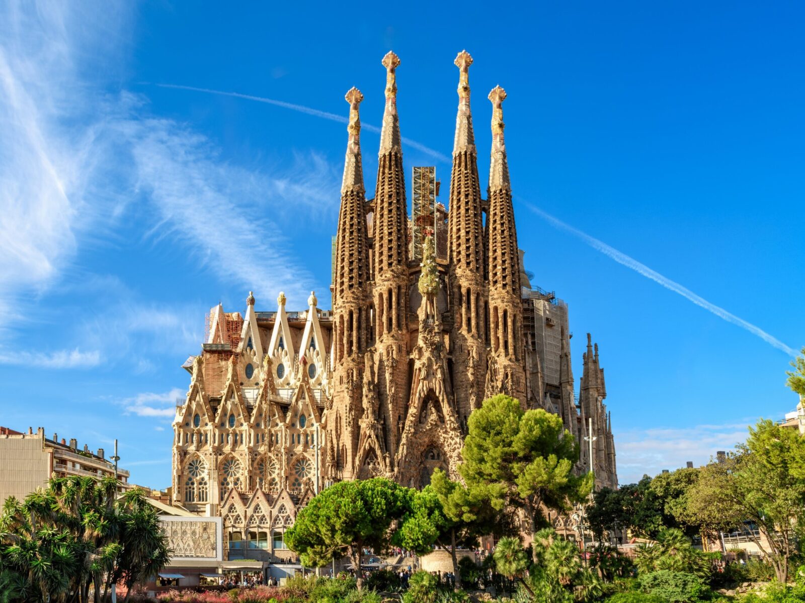 Barcelona,,Spain,-,September,24,,2015:,Temple,Of,La,Sagrada