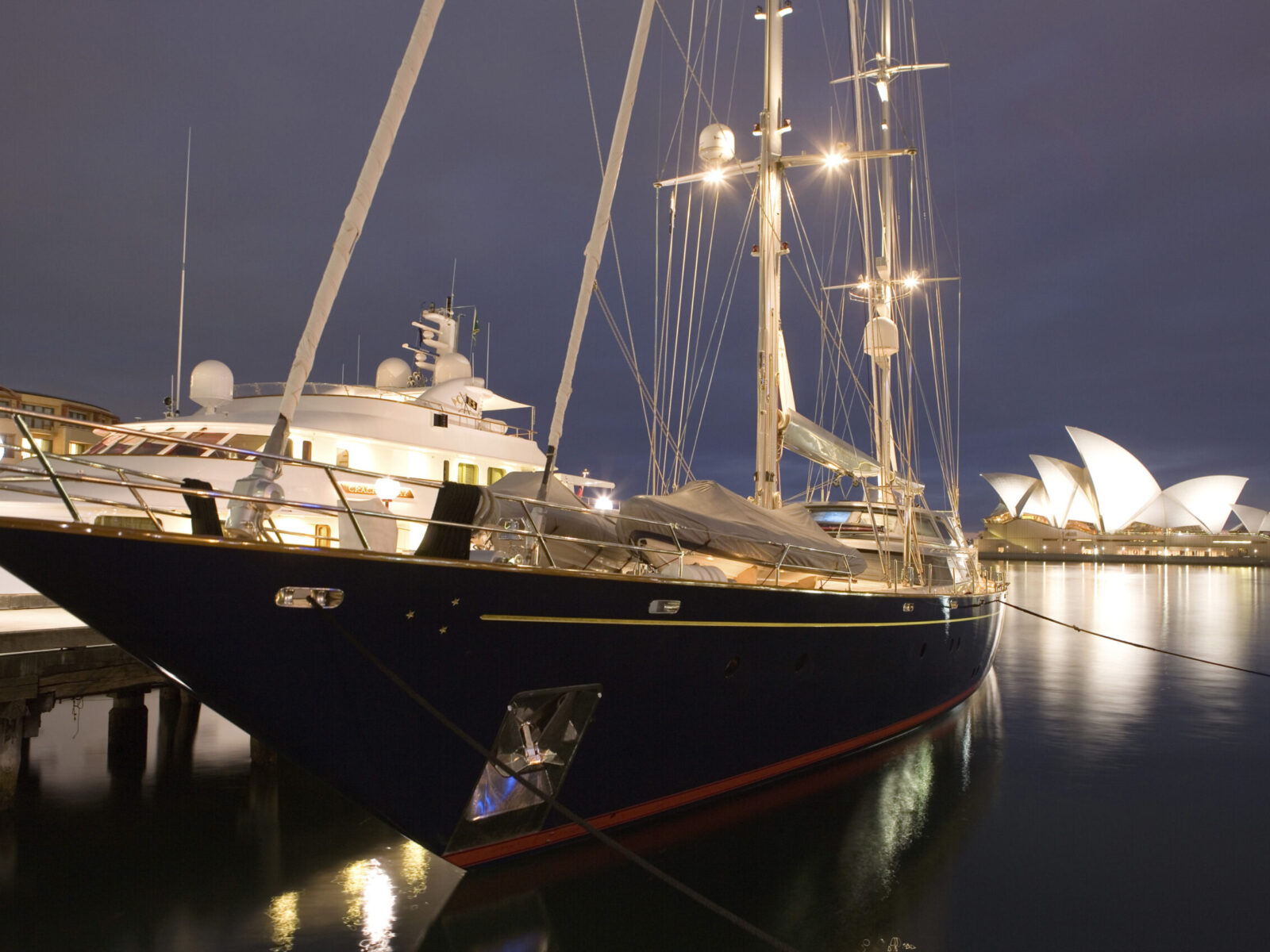 SAILING – Super Yacht ANDROMEDA la DEA