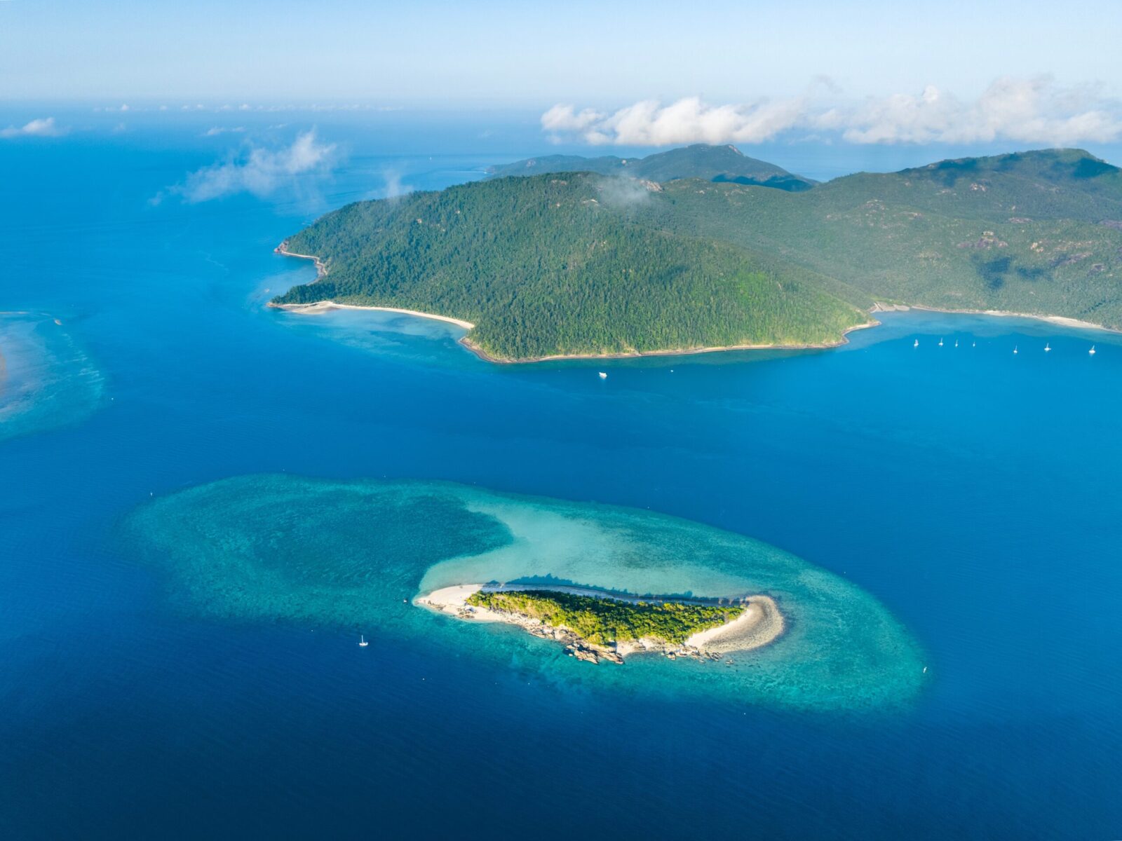 Stunning,Aerial,High,Angle,View,Of,Black,Island,With,A