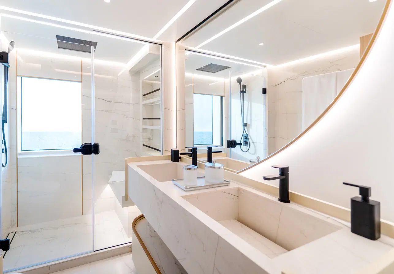Majesty 100 Terrace