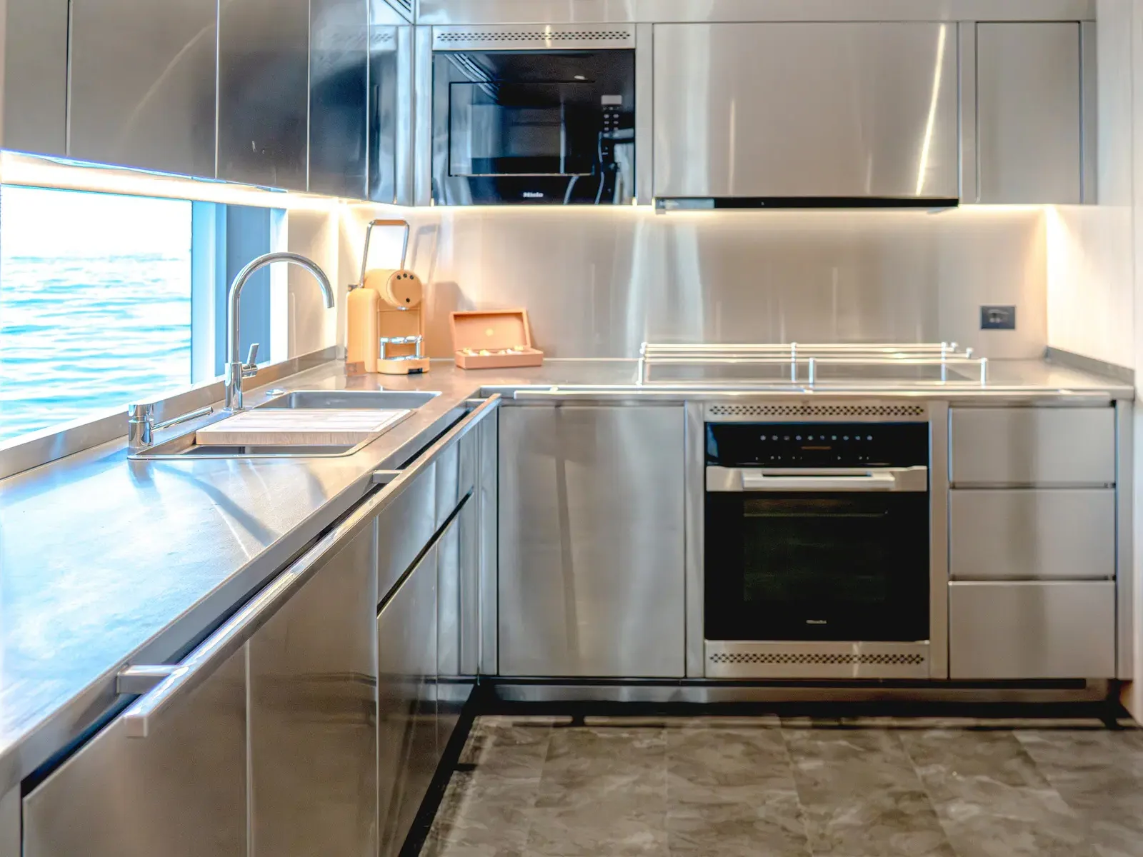 Majesty 100 Terrace