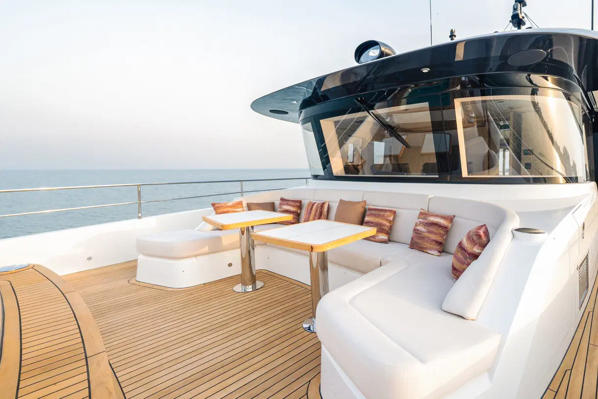 Majesty 100 Terrace