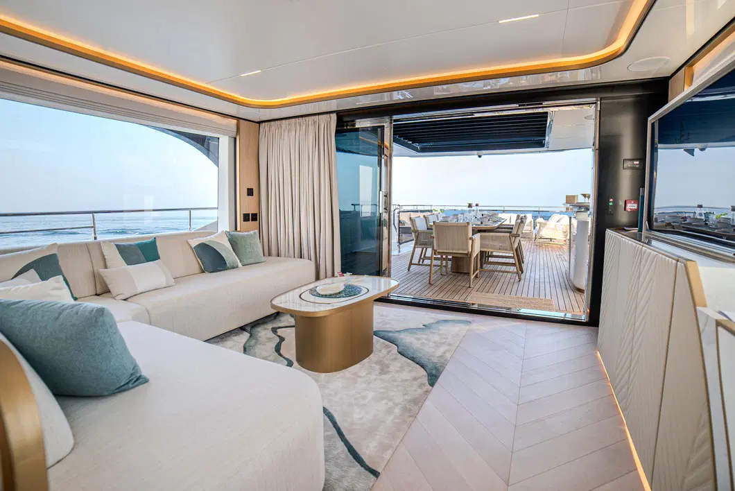 Majesty 100 Terrace