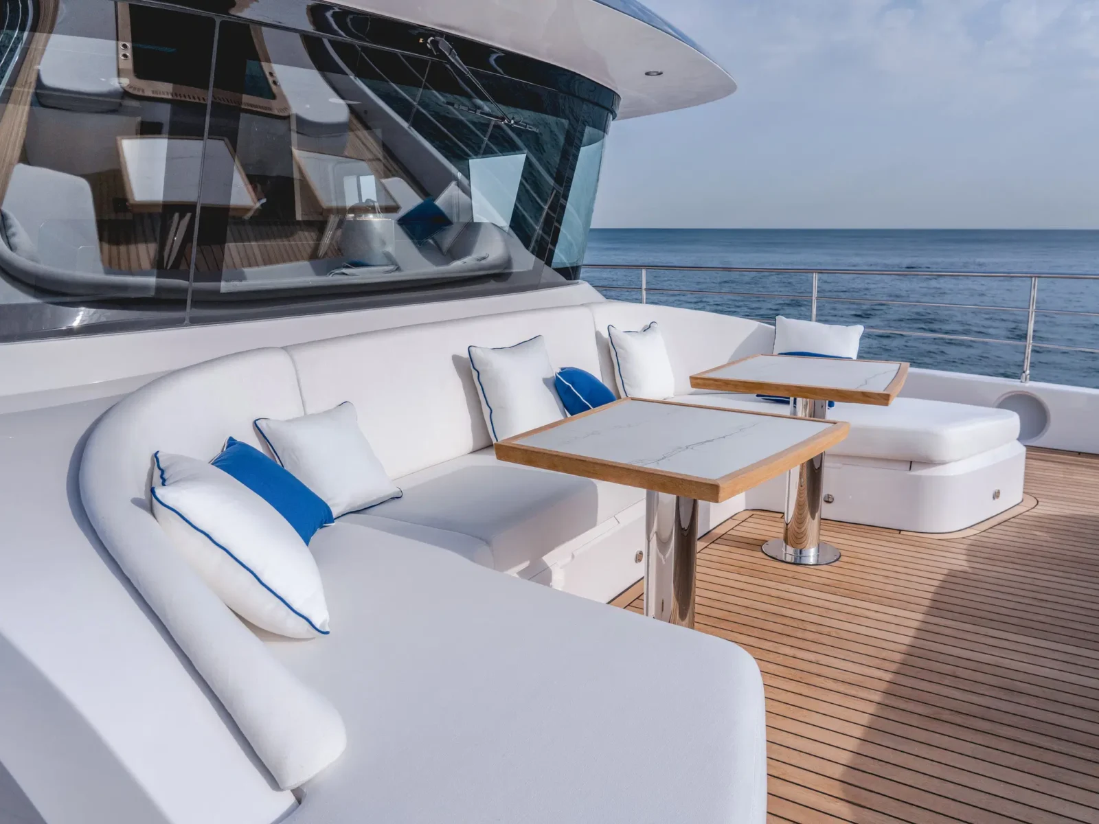 Majesty 112