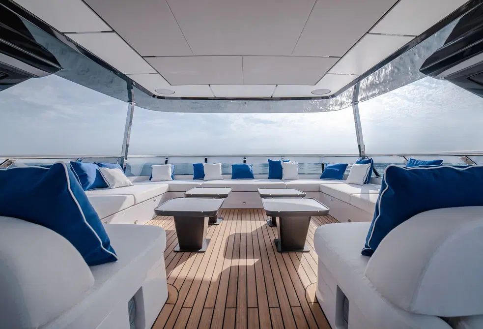 Majesty 112