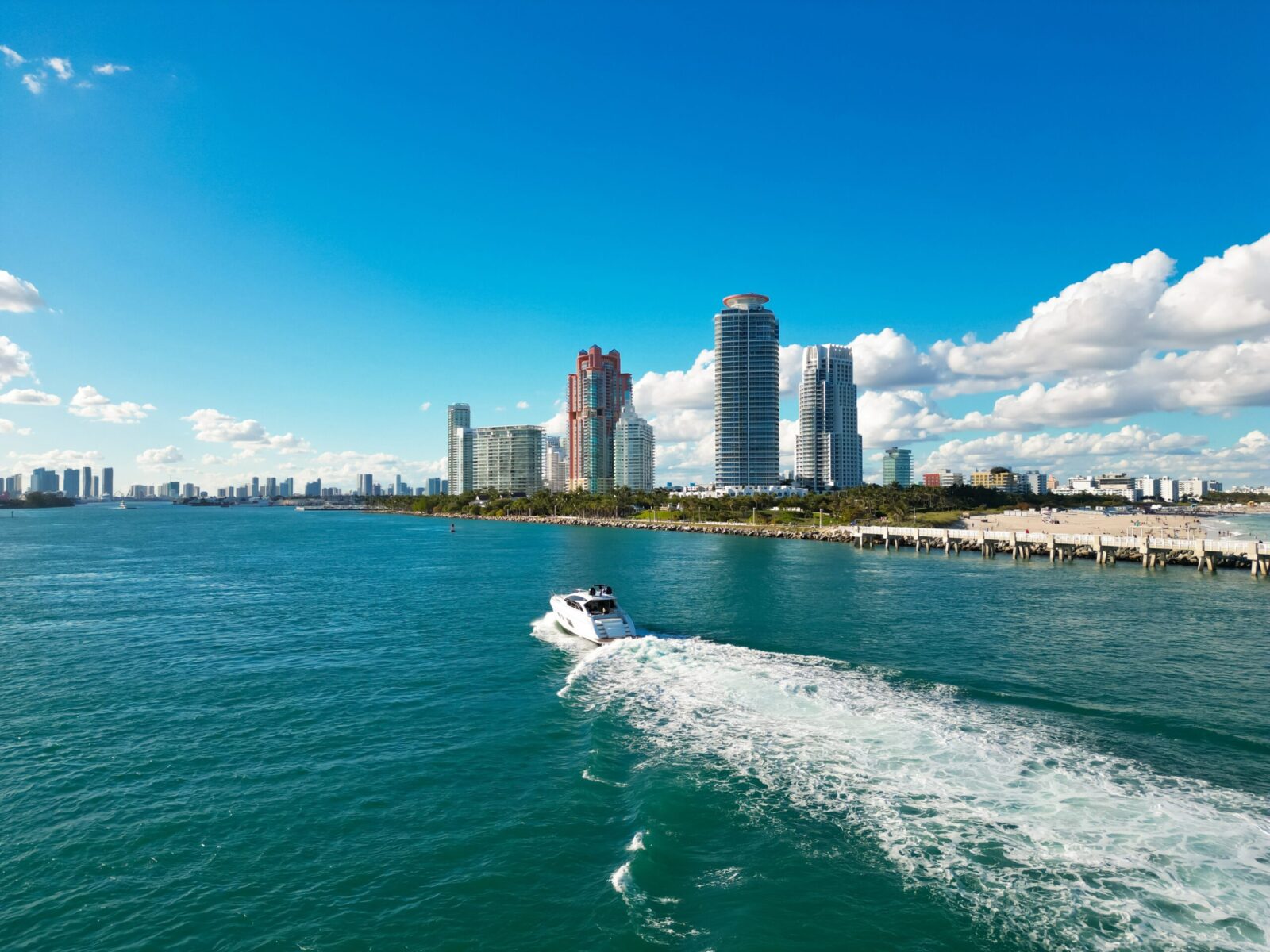 Miami,Beach,Under,The,Summer,Sky,With,Clouds.,South,Coastal